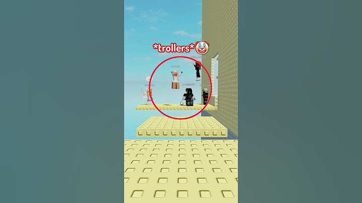 😨i survived a Roblox troll