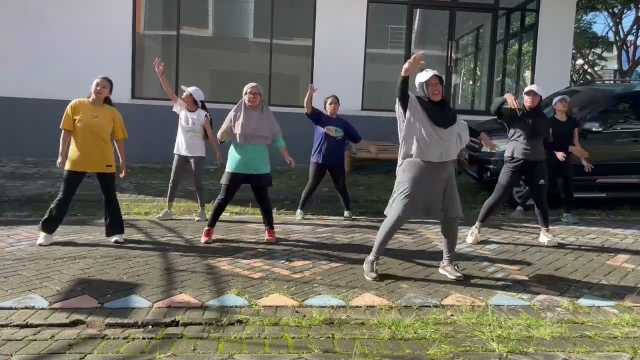 GARAM DAN MADU | Haeqal Edit | TIktok Viral | Senam Kreasi  | DAWIS KR 17  | Perum. BTU Malang