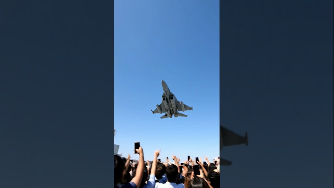 Pakistan JF-17 Fighter jet Airshow in Dubai viral video