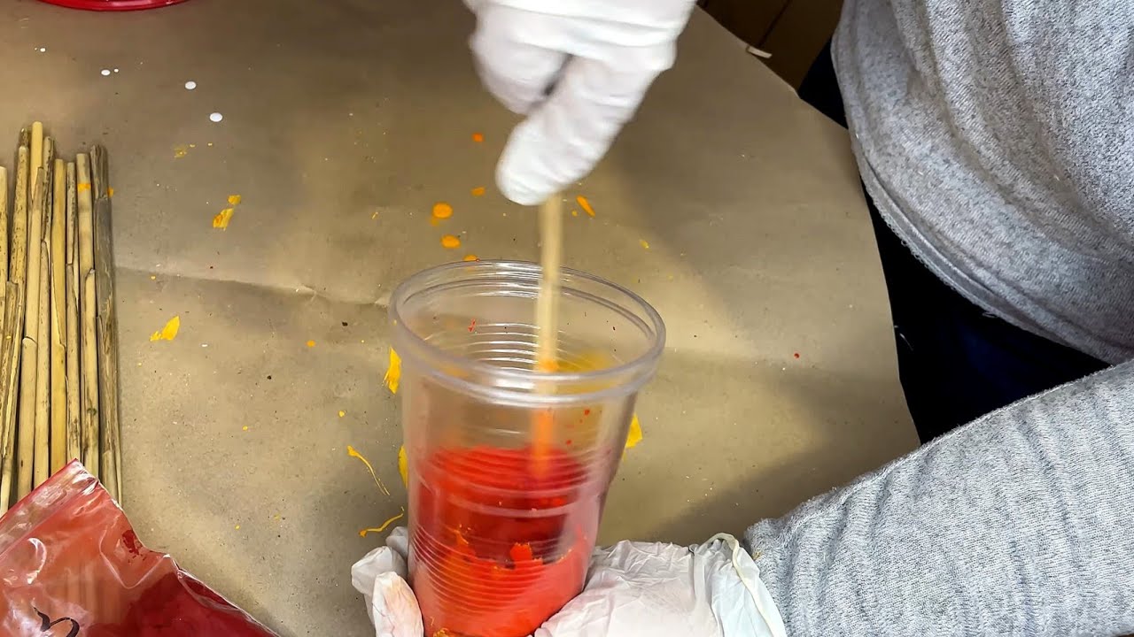 КАК ПОКРАСИТЬ ШИШКИ.Чем красить шишки.Покраска шишек ОМБРЕ.Окраска ...