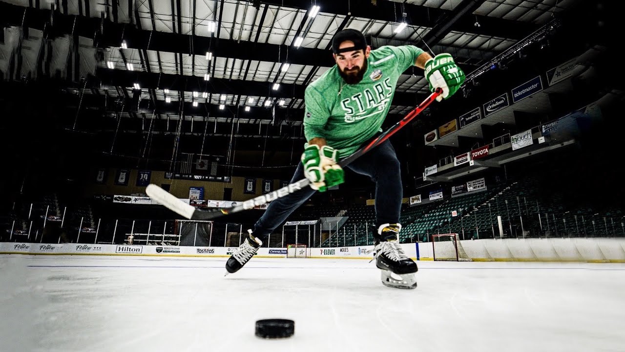 ⁣Hockey Trick Shots | Dude Perfect