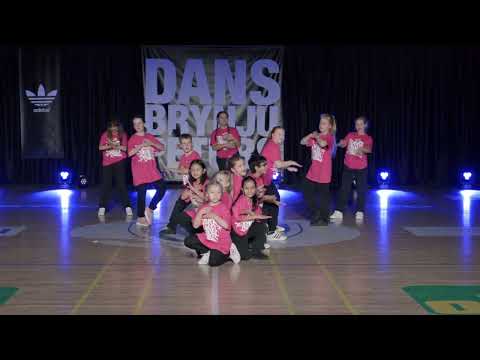 Dans Brynju Péturs