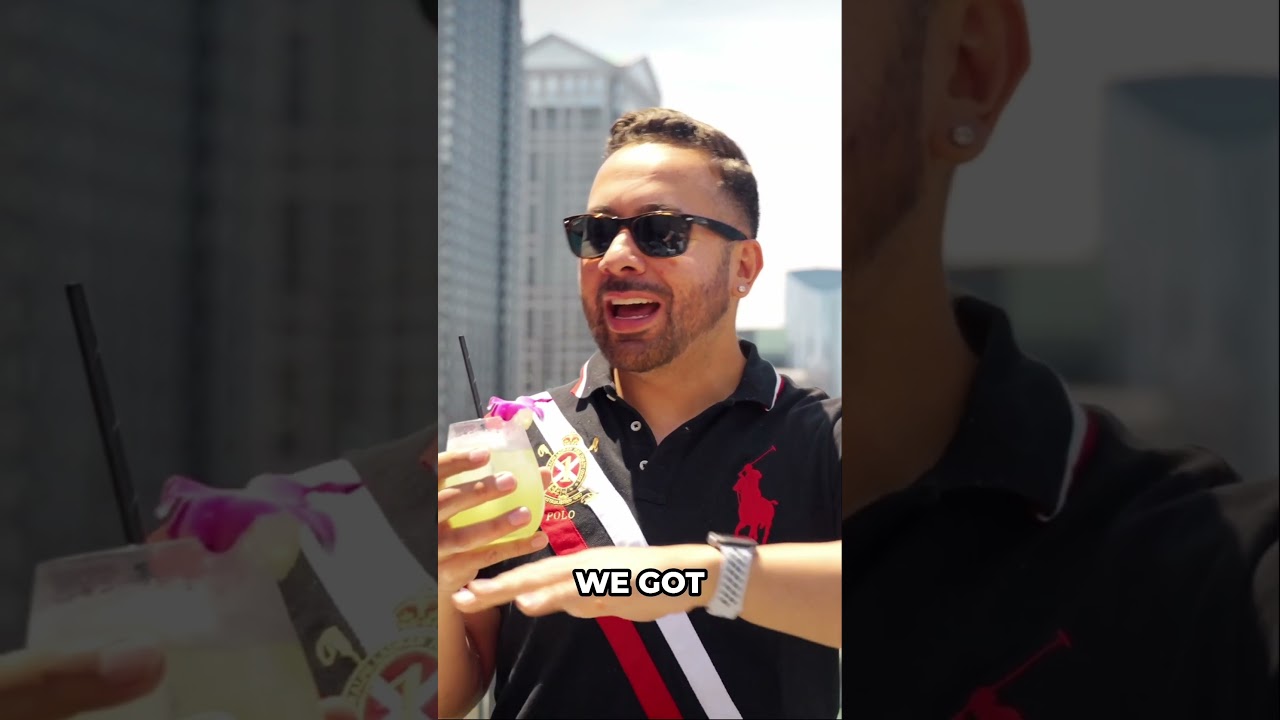 Chicago's Best Rooftop Bar - Unforgettable Views, Drinks, and Vibes!