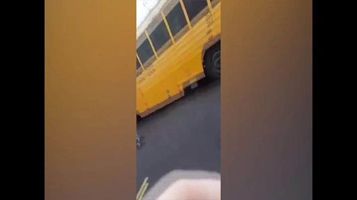 "Let them off, they're all crying" Victor parents demand driver let kids off bus