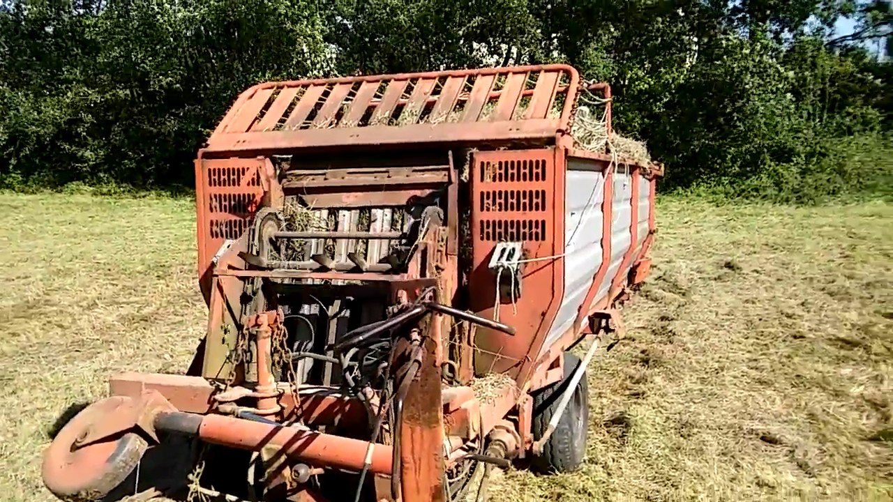 #13 Zbieranie siana - ursus c360 & przyczepa samozbierająca