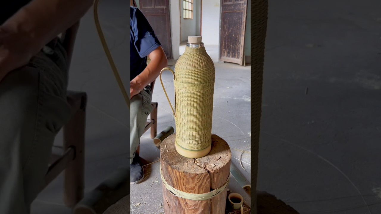 Handmade Bamboo Thermos Shell: Traditional Craftsmanship Meets Sustainable Luxury