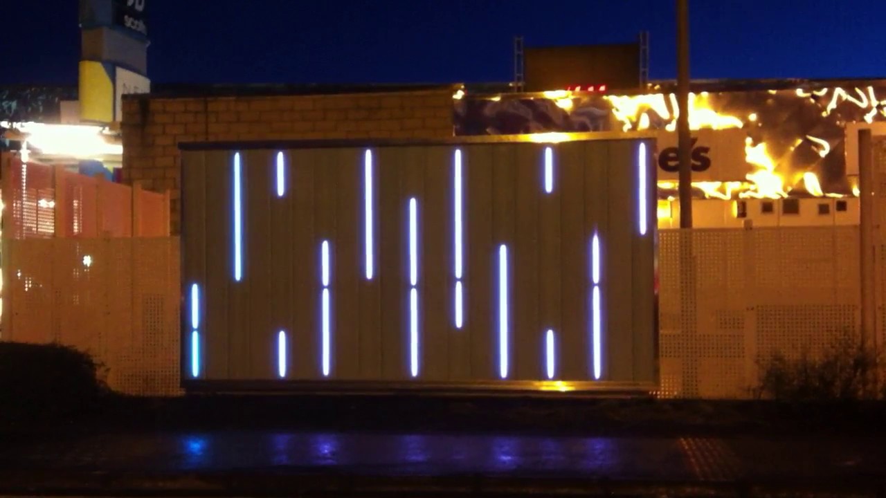 Lumaglass Animated LED screen test rig - YouTube