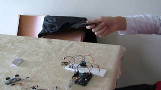 Ultrasonic LV-MaxSonar-EZ1 with Arduino - park sensor - Sensor de estacionamento ultrassom