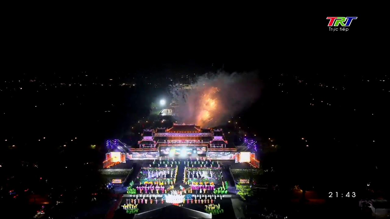 Lễ Công bố Nghị quyết của Quốc hội về thành lập Thành phố Huế trực thuộc Trung ương