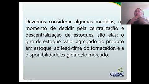 Qual a diferença entre o processo de compras ser centralizado o descentralizado?