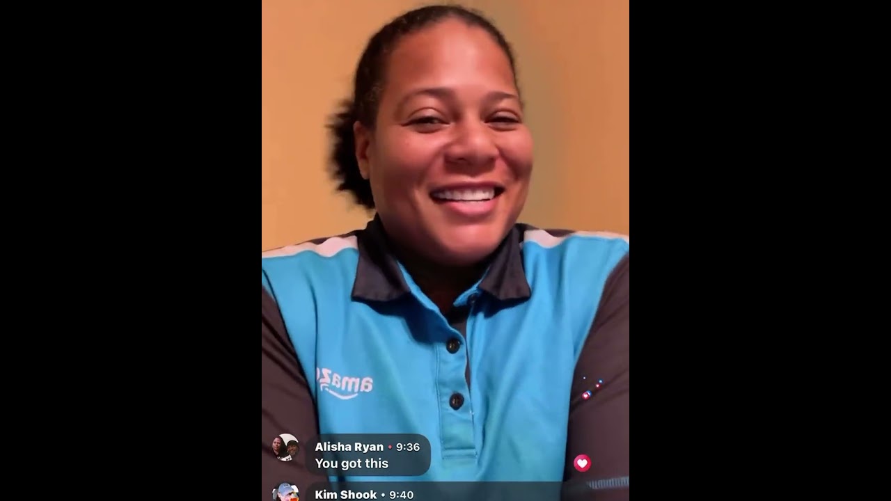 Whitney’s new live .. she throws some shade 