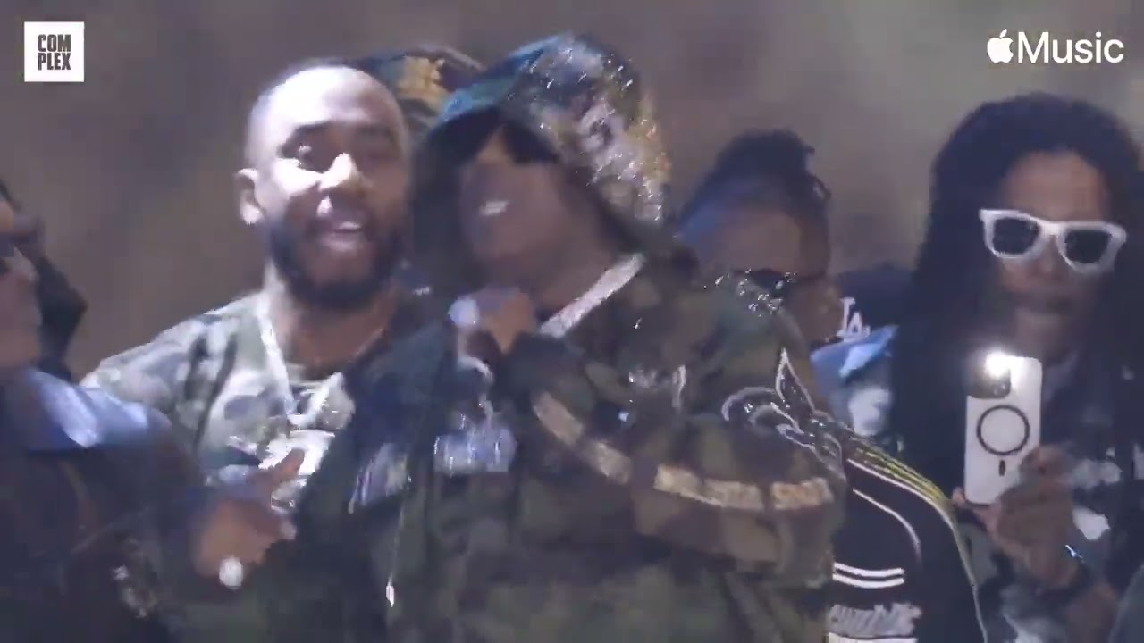 "I'm Bout It" Master P Feat. Mia X (Live) Versus 