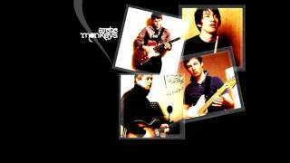 02. Arctic Monkeys - Brianstorm (Live)