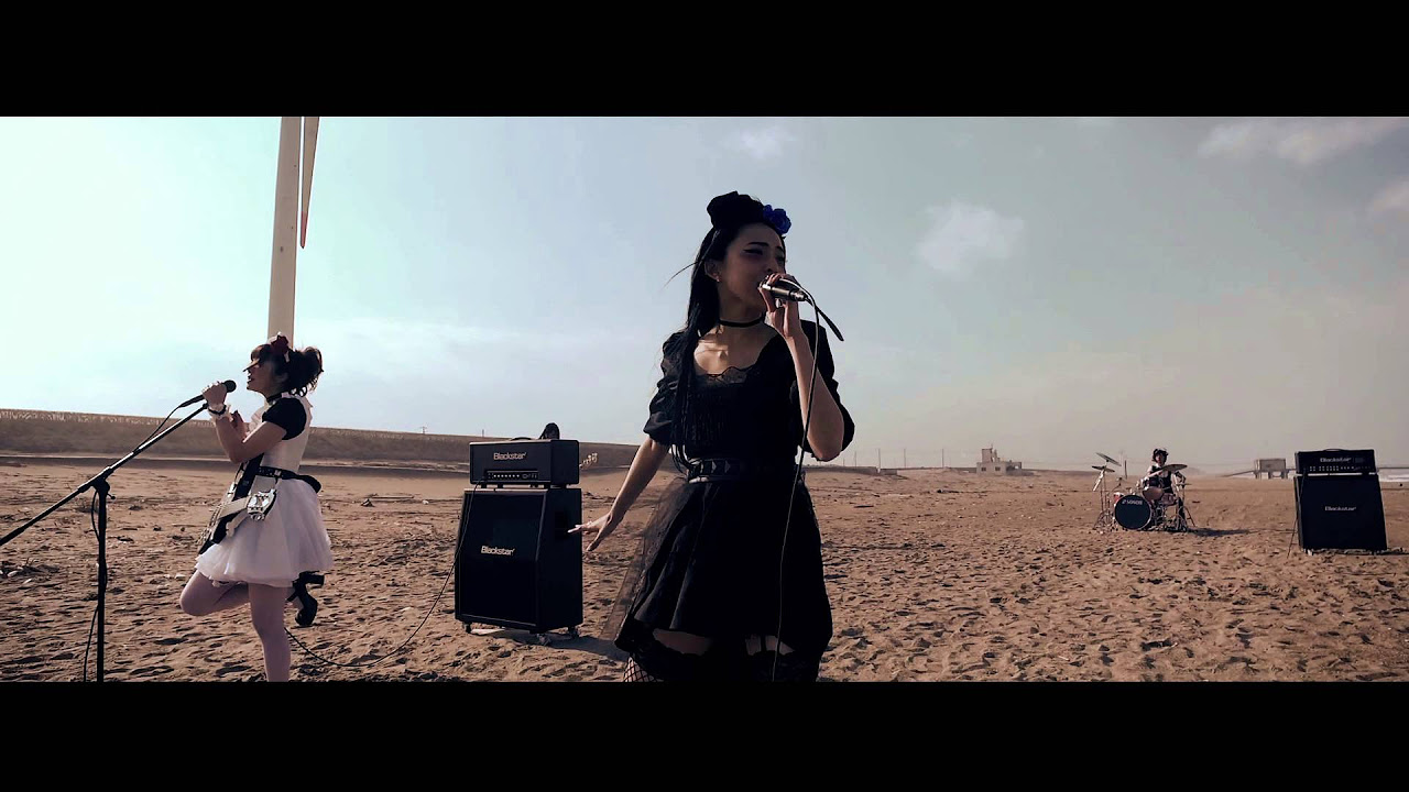 BAND-MAID / Daydreaming (Official Music Video) - YouTube