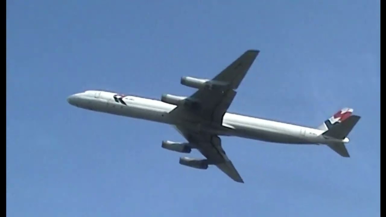 CLASSIC BOEING 747 and Douglas DC-8 , Ostend Airport  ( 14 movements )