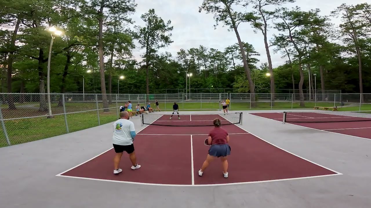 Jackie & Amber vs Welton & Regan
