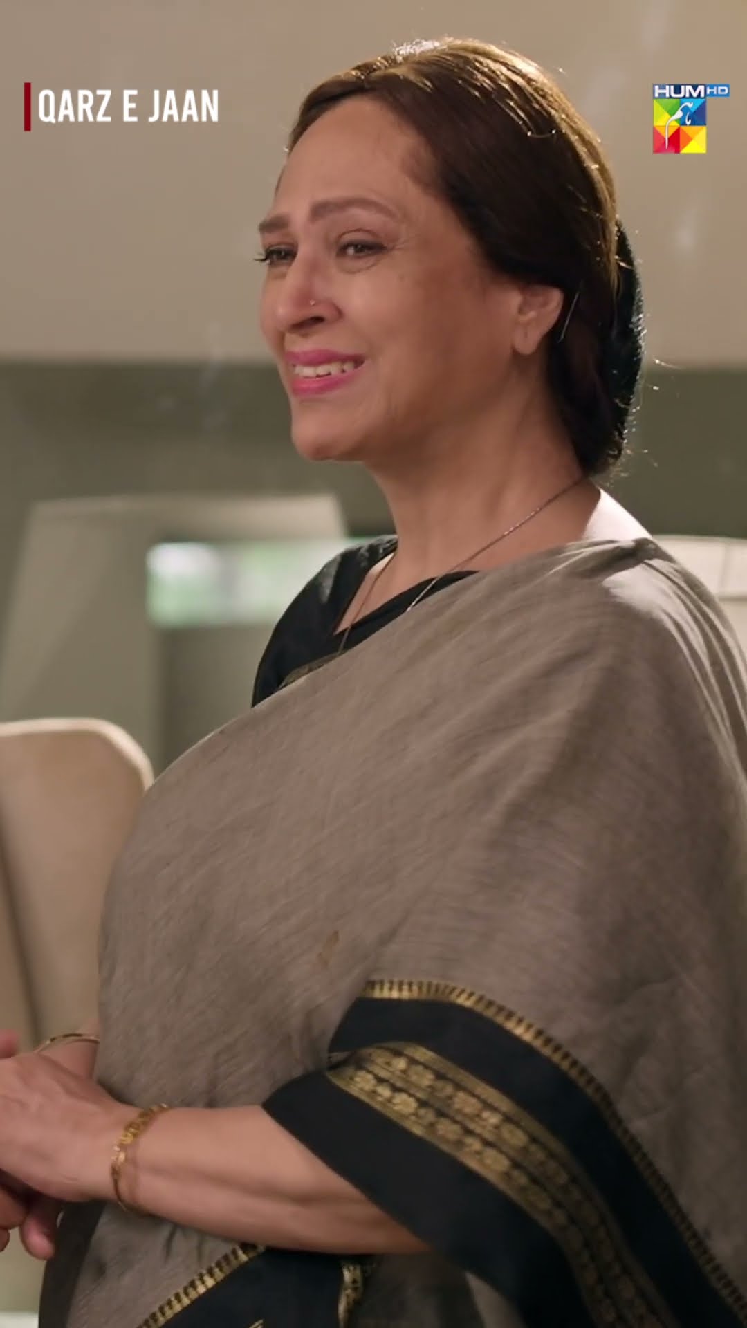 Aunty Boloun Ya Ma'am Boloun..?? #qarzejaan #yumnazaidi #usamakhan #humtv #shorts