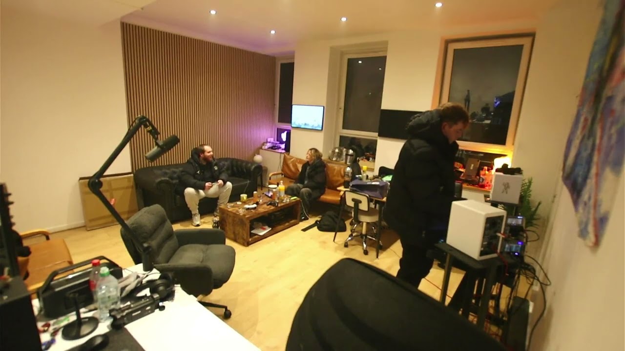 LVLZ RADIO LIVE STREAM