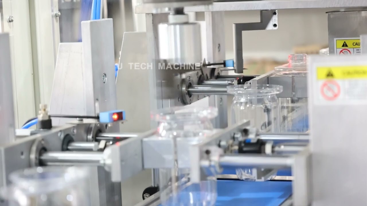 Indonesian fully automatic two-step large PET bottle cutting and trimmingmachine