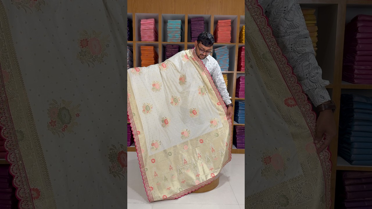 Dolla Silk Embroidery Work Lace Banarasi Saree