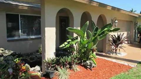 Cape Coral Pool Home with Guest Suite