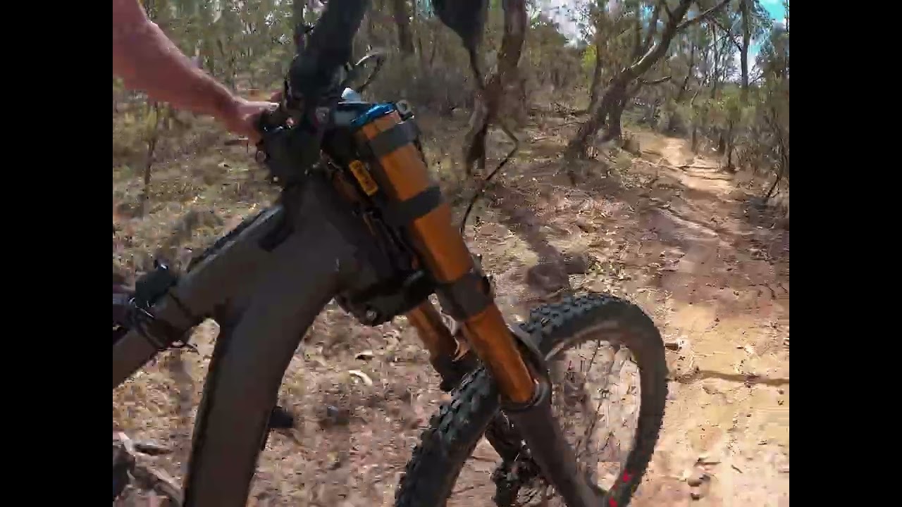 Kenevo in series Dual suspension ride.