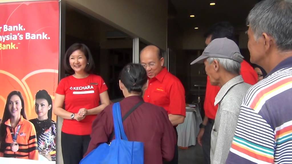 AmBank Group contributes Van to Kechara Soup Kitchen