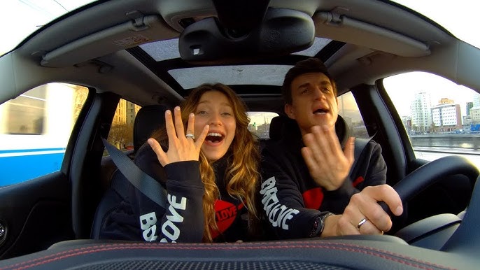 Тік жыныс мүшесі с Орыс әйелді балконға шығарып салды.