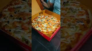 #pizza #pizzatime #cravings #yummy #food #snacks #viralshort #fastfood #trending #foodie#satisfying