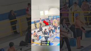 Er Hat Das Rennen Verloren Bevor Es Startete