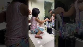 កាត់សក់ដោយទាំងកូនពៅទៀត😄 #fypシ #viral #hairstyle #highlights