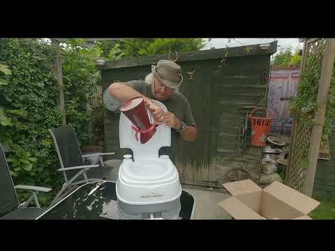 Aldi Adventuridge Portable Van Life Toilet Unboxing and Leak Test