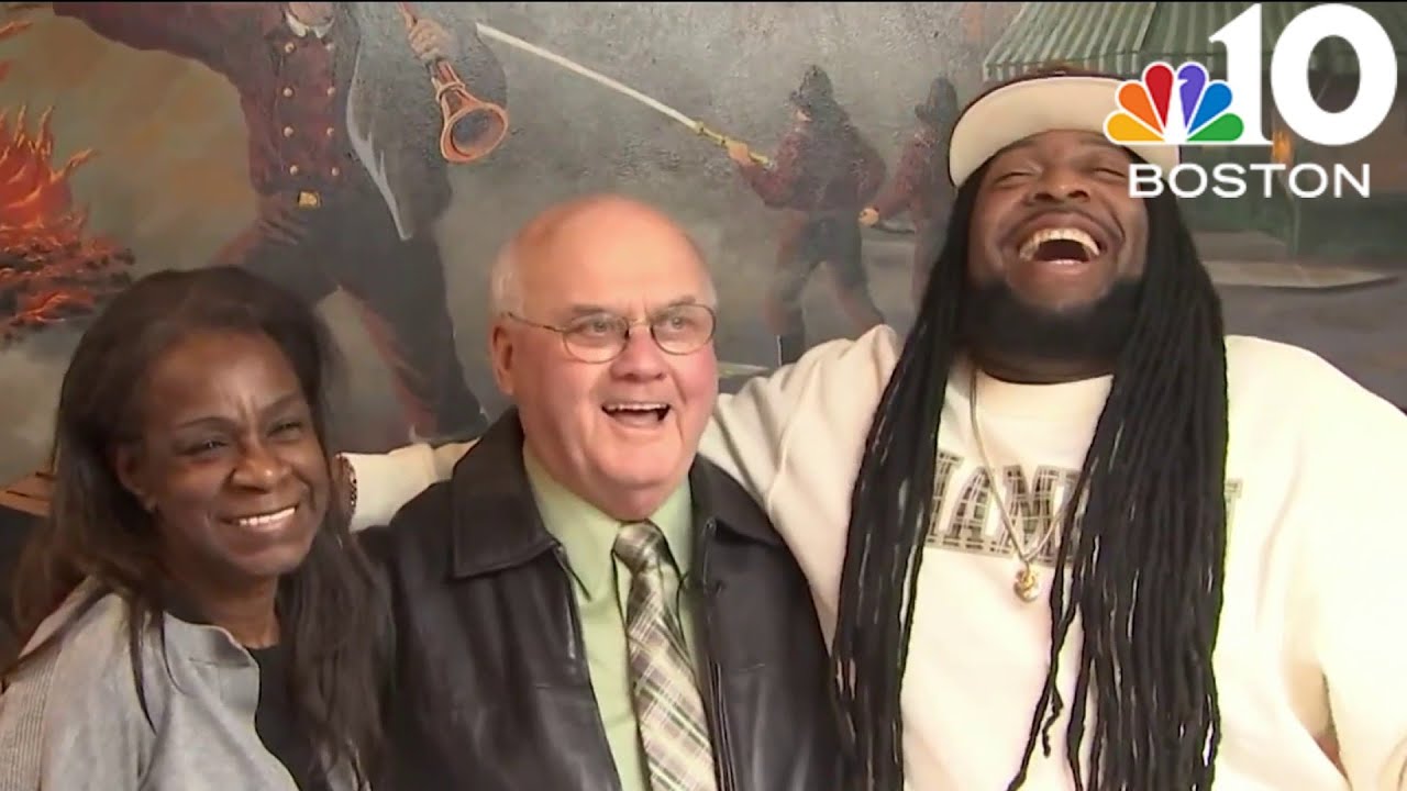 Former firefighter reunited with family he rescued in 1978 - YouTube