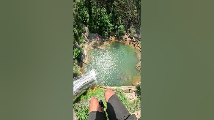 This is what a jump into the water looks like in first person POV