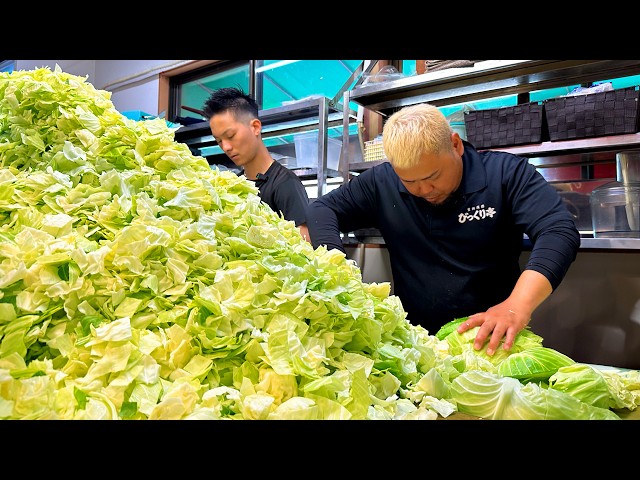 This Cabbage and Meat Mountain FEEDS 1000 people in Japan! class=
