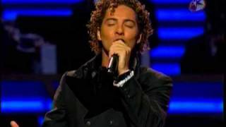 David Bisbal - El triste ( homenaje a JOSE JOSE ) en vivo chords