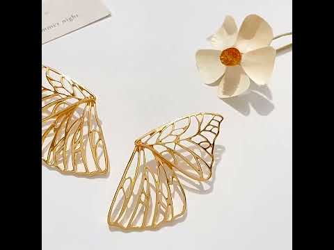 НЕОБЫЧНЫЕ СЕРЬГИ К ЛЕТУ!Артикул: 164709792 #серьги #fashion #мода #бижутерия #тренды #находки