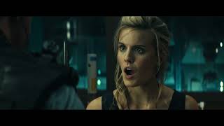 Lockout : Maggie Grace - Guy Pearce