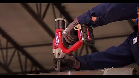 Cordless Rivet Gun, the Milwaukee M18 FUEL™