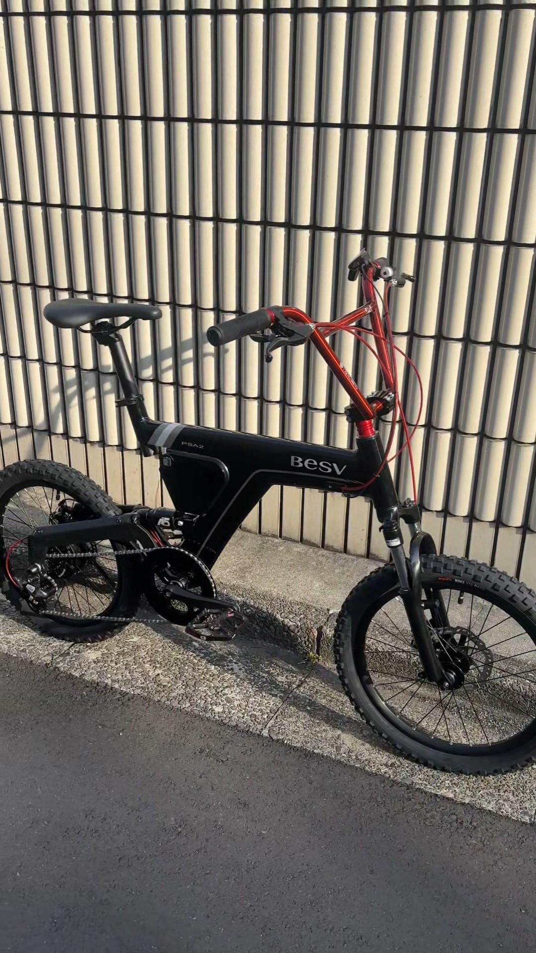 高いデザイン性と軽快な走行性能で人気の電動アシスト自転車、BESV