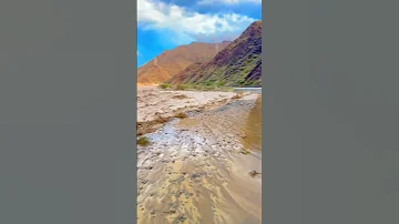 سيول وادي تيه في محافظة محايل عسير بعد الأمطار الغزيرة ليوم الأحد ١٠ شوال ١٤٤٤هـ 