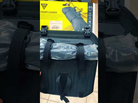 Сумка TOPEAK FrontLoader 8L для крепления на руль объемных вещей вроде спальника, палатки или одежды