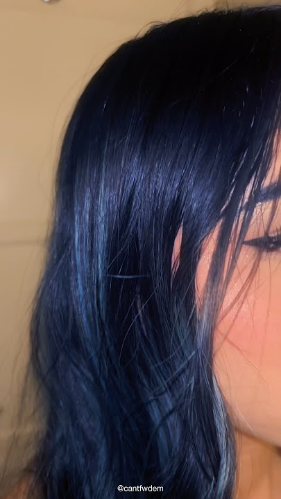 The Blue Haired Girl ￼🪼