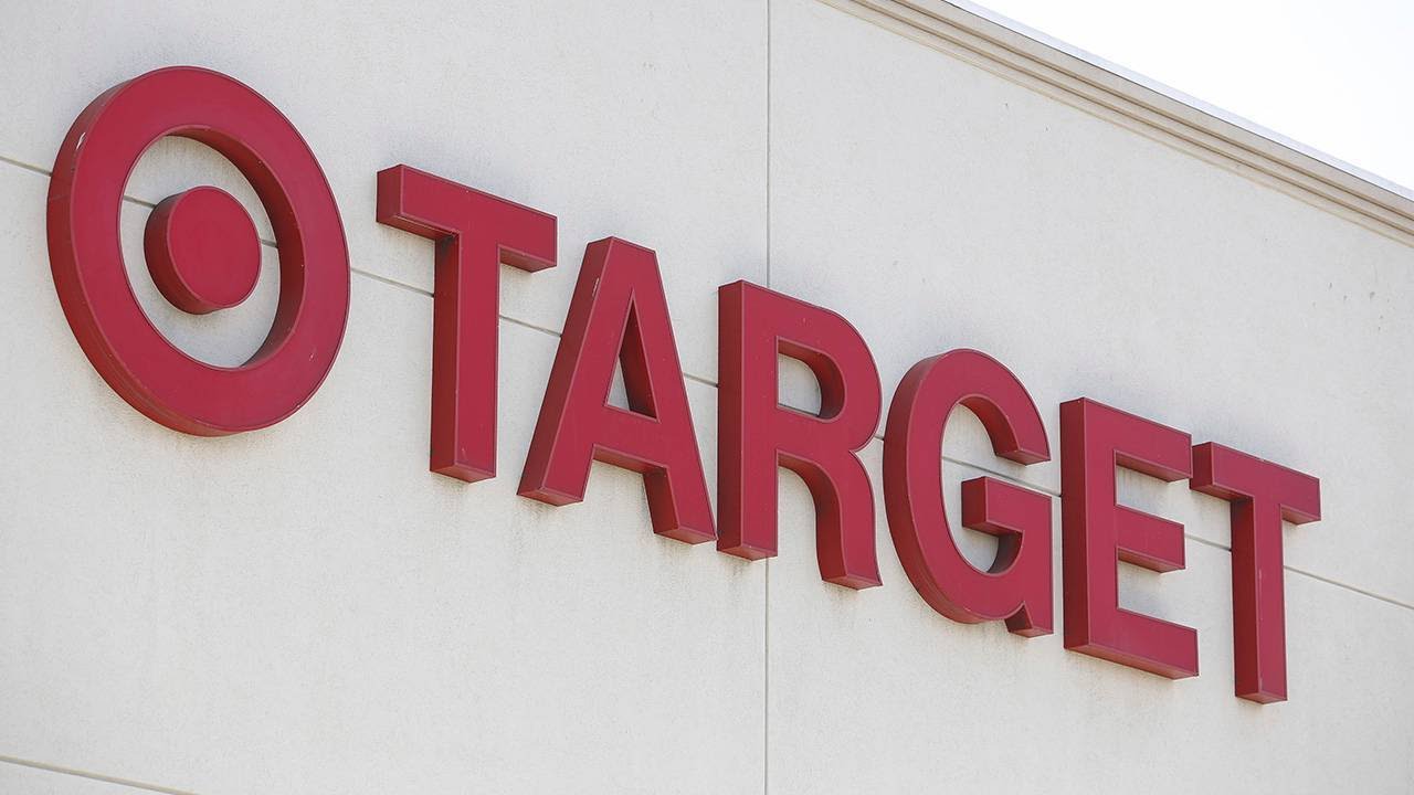 Target Expected to Report Higher Same Store Sales Target Expected to Report Higher Same Store Sales