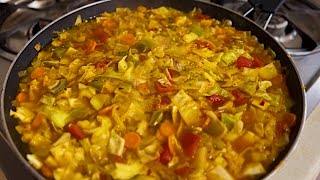 CABBAGE SOUP | CABBAGE DIET SOUP | Healthy + Easy