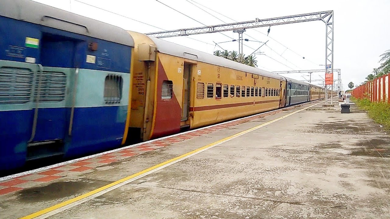 No.12690 MGR Chennai Weekly SF Express from is... Nagercoil to Perambur ...