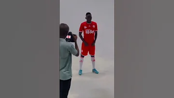 MCHEZAJI WA SIMBA SC MOHAMED HUSSEUN SHABALALA ZIMBWE JR 