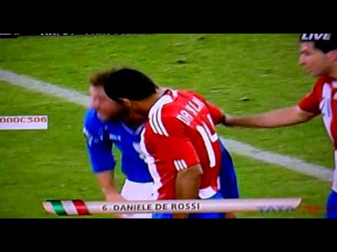 Hilarious Daniele De Rossi Diving Italy vs Paraguay FIFA World Cup 2010