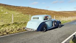 1939 Bentley 4¼ Litre Overdrive H.J.Mulliner 'Hi-Vision' Saloon. B102MR