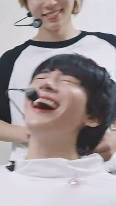 this is the loudest i've ever heard anton😭 #anton #riize #kpop #라이즈 #shorts